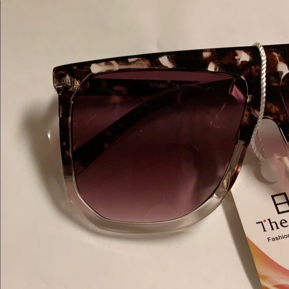 π π SUNGLASSES - Picture 2 of 8